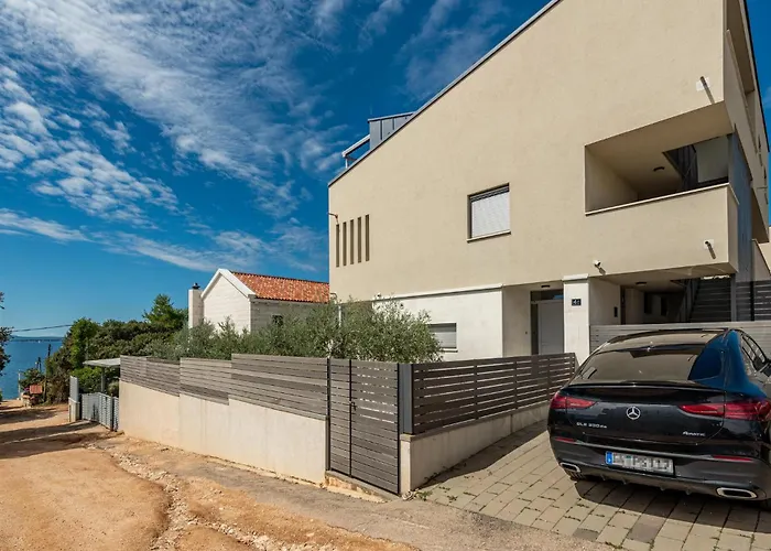 Gorgeous In With Wifi