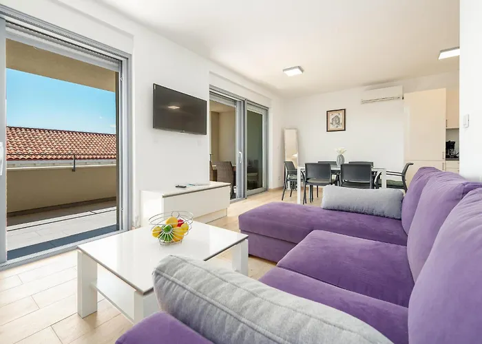 Gorgeous In With Wifi Kožino